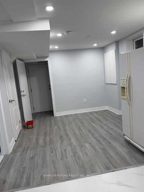 36 Ashmere Rd, Brampton, L7A 1W9 | Image 3