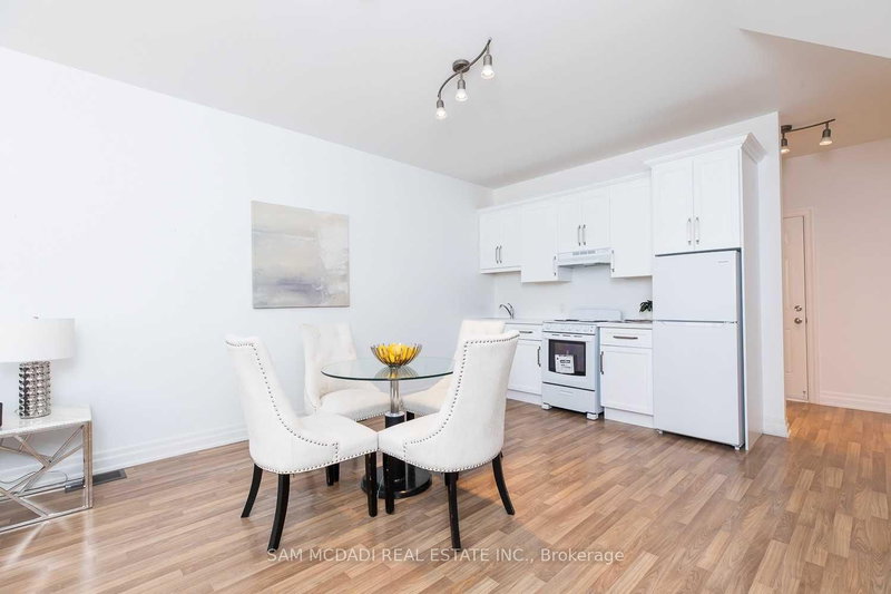 126B Church St N, Mississauga, L5M 1M7 | Image 3