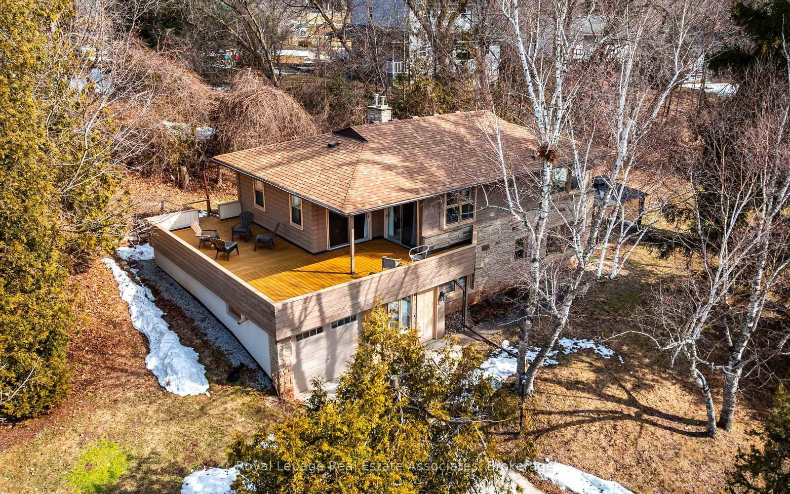 Detached House for sale at 8 Ann Street, Halton Hills, Ontario, L7G 2V2 - Georgetown - MLS: W12871886