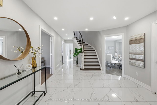 4134 Murray Hill Crescent