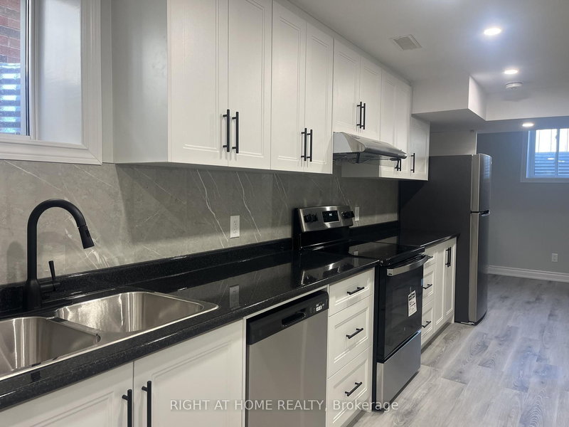 Basement - 22 Amboise Cres, Brampton, L7A 2R2 | Image 2