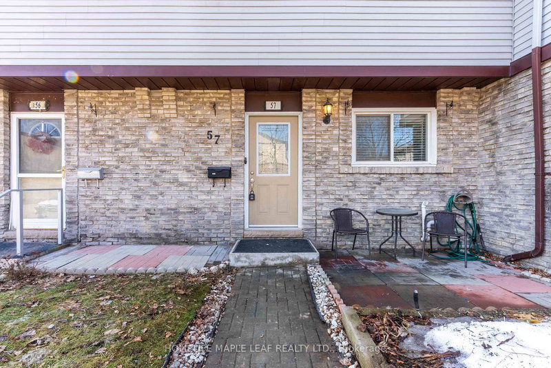 57 - 45 Hansen Rd N, Brampton, L6V 3C5 | Image 2