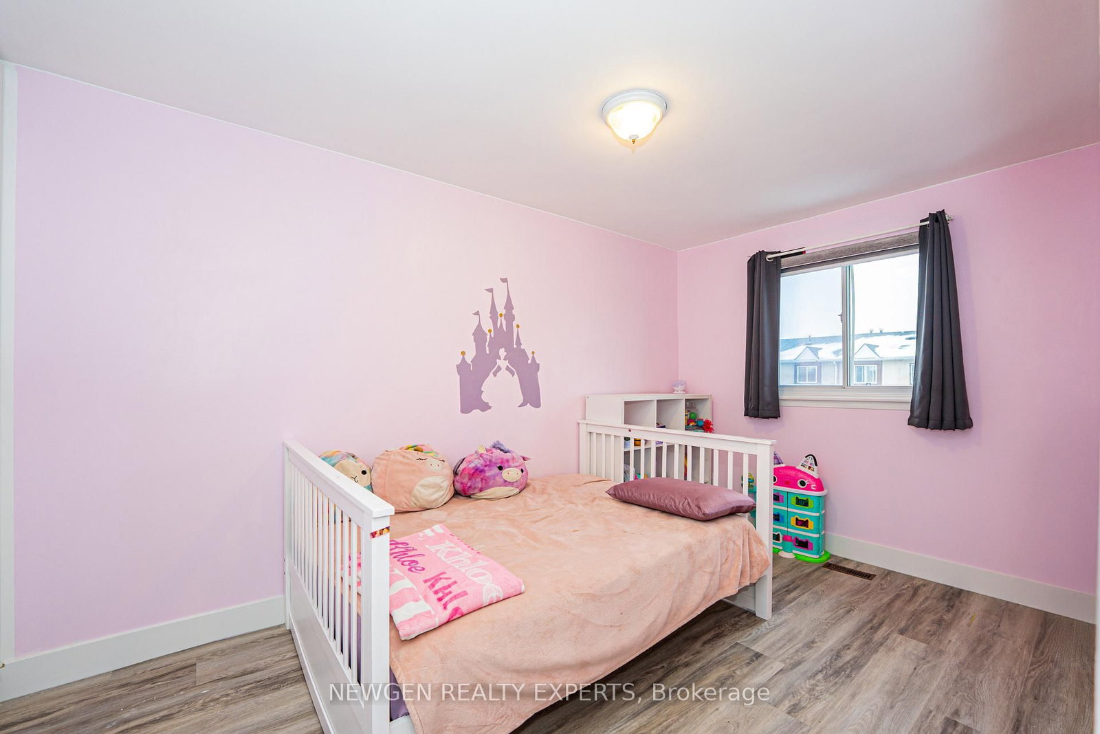 Townhouse sold at 87 Moregate Crescent, Brampton, Ontario, L6S 3K9 - Central Park - MLS: W12872678