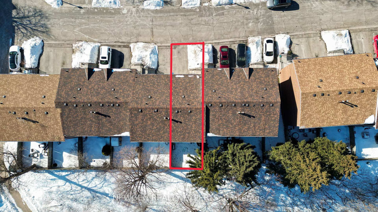 Townhouse sold at 87 Moregate Crescent, Brampton, Ontario, L6S 3K9 - Central Park - MLS: W12872678