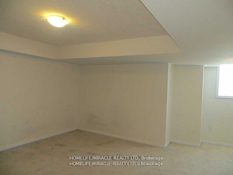 142 Golden Springs Drive • Brampton, ON photo 15