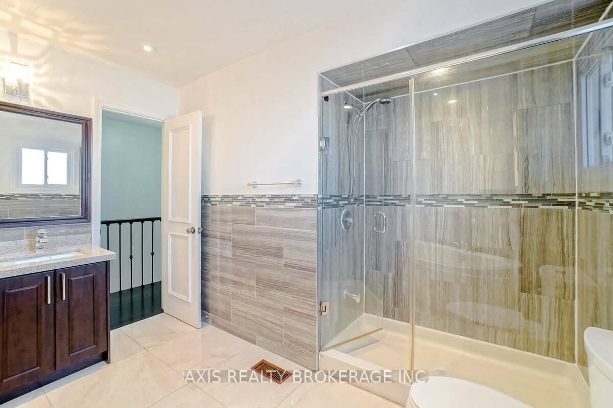 Detached House for lease at 18 Maple Bush Avenue, Toronto, Ontario, M9N 1S6 - Humberlea-Pelmo Park W4 - MLS: W12872828