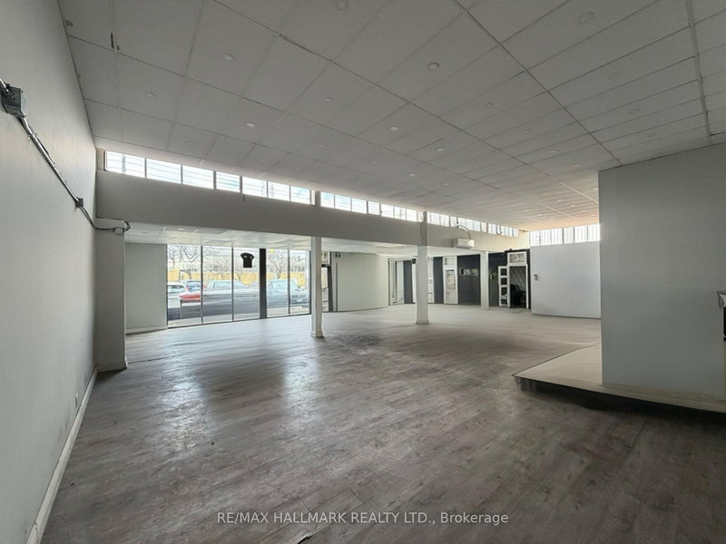 2 - 1101 Finch Ave W, Toronto, M3J 2C9 | Image 2