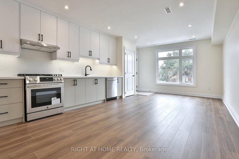 1 - 39 Fifteenth St, Toronto, M8V 3J3 | Image 2