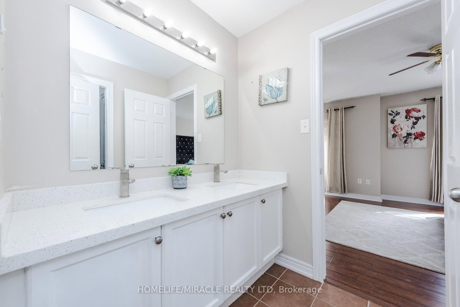 Detached House for sale at 28 Iverson Drive, Brampton, Ontario, L6X 0L6 - Credit Valley - MLS: W12873394