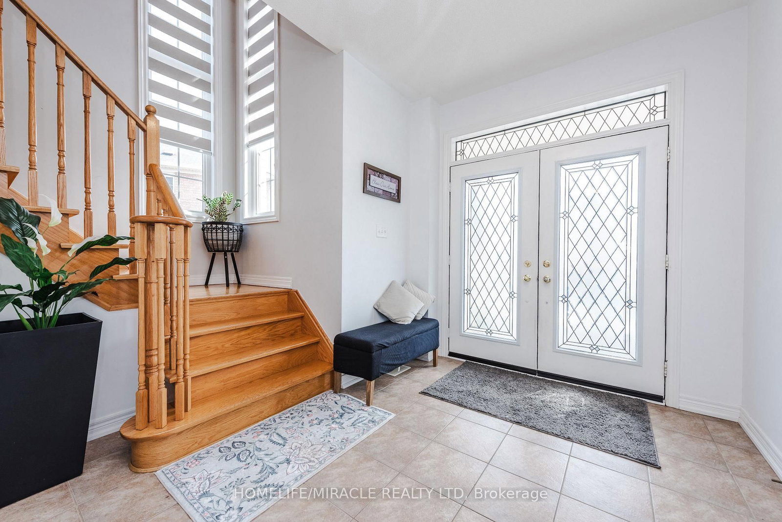 Detached House for sale at 28 Iverson Drive, Brampton, Ontario, L6X 0L6 - Credit Valley - MLS: W12873394