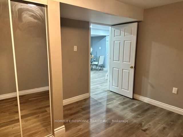 Detached House for sale at 16 Cochrane Avenue, Brampton, Ontario, L6Z 4J4 - Heart Lake East - MLS: W12873446