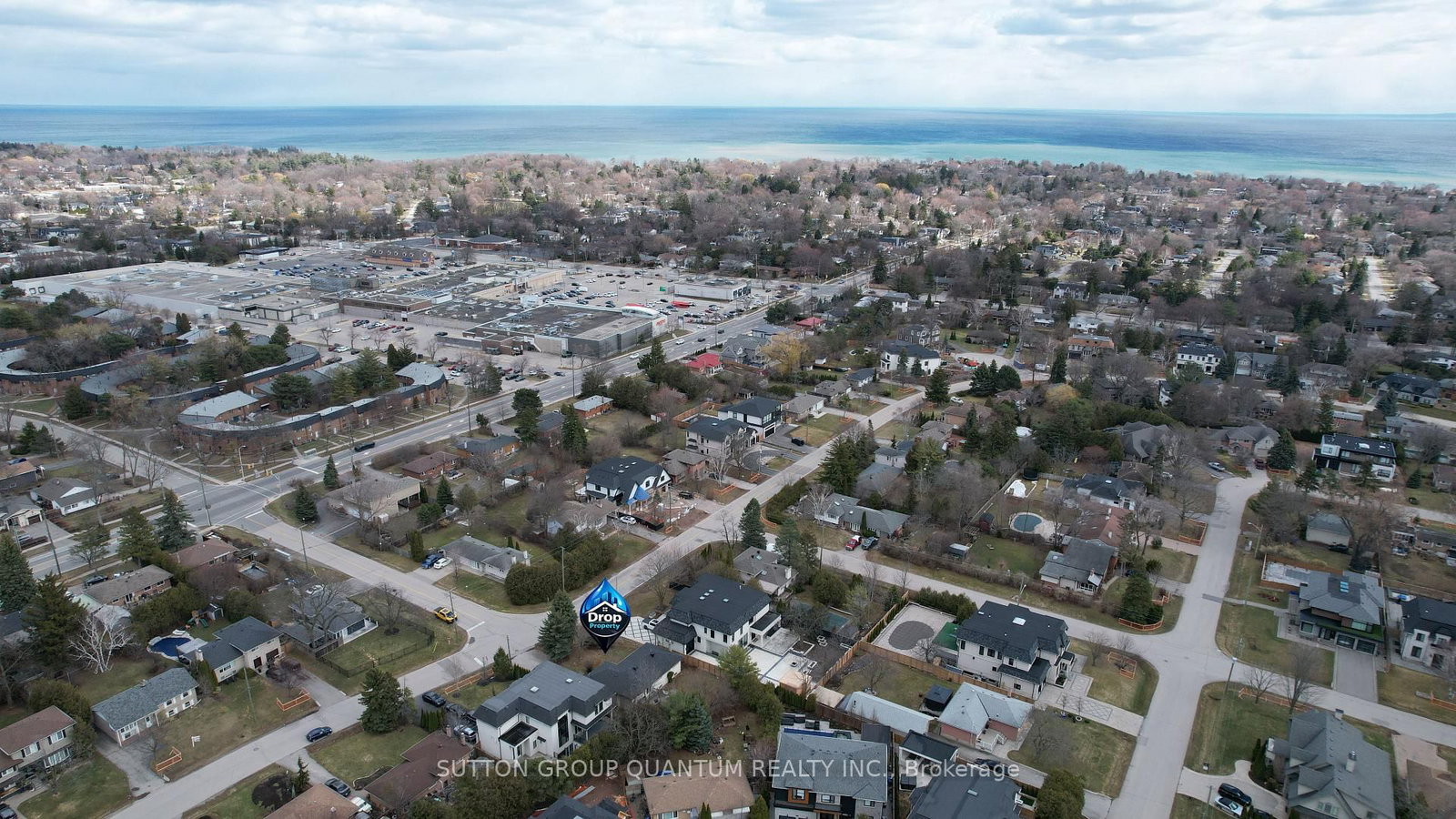 Detached House for sale at 398 Tennyson Drive, Oakville, Ontario, L6L 3Z1 - West - MLS: W12873528