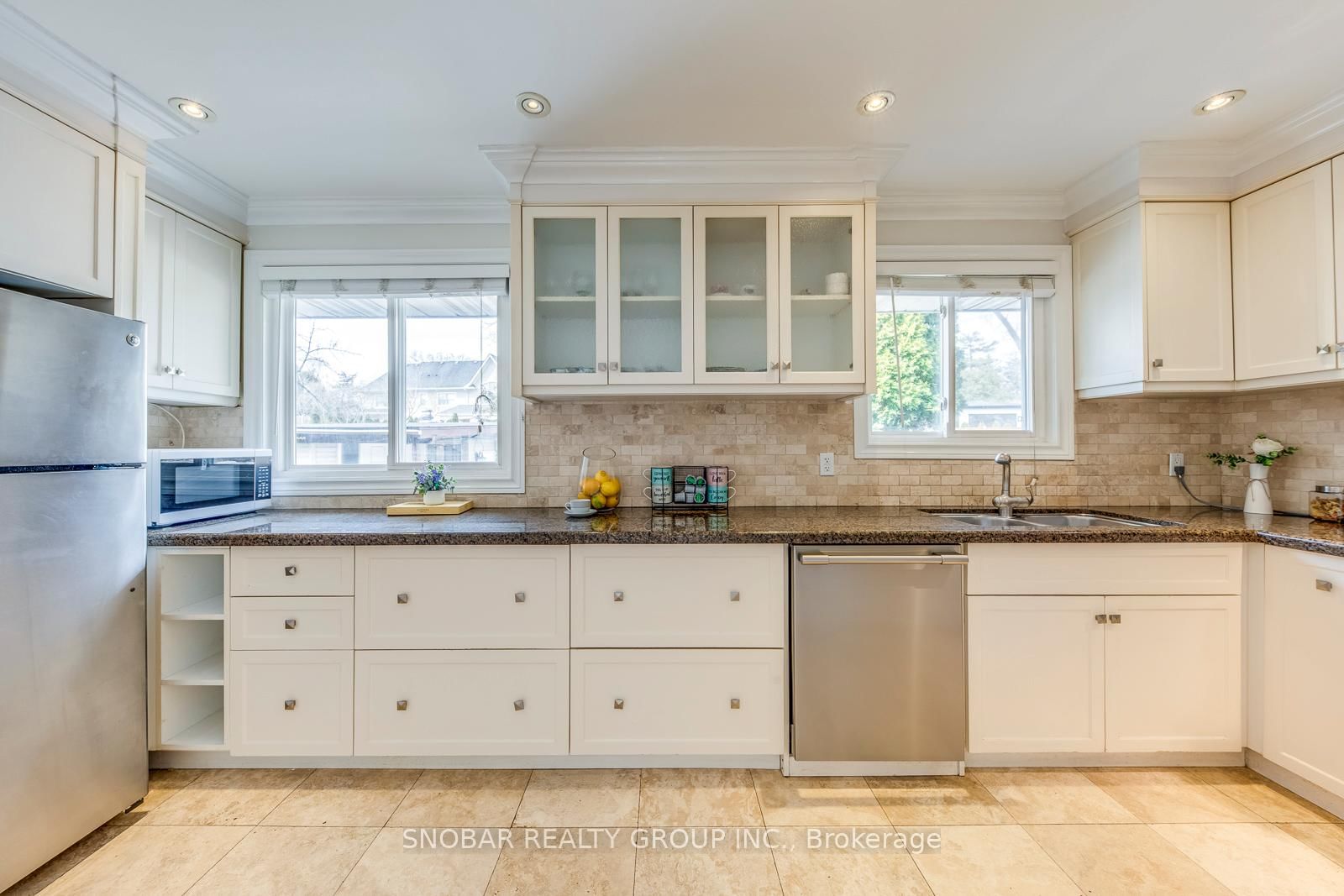 Detached House for sale at 71 Premium Way, Mississauga, Ontario, L5B 1A1 - Cooksville - MLS: W12873728