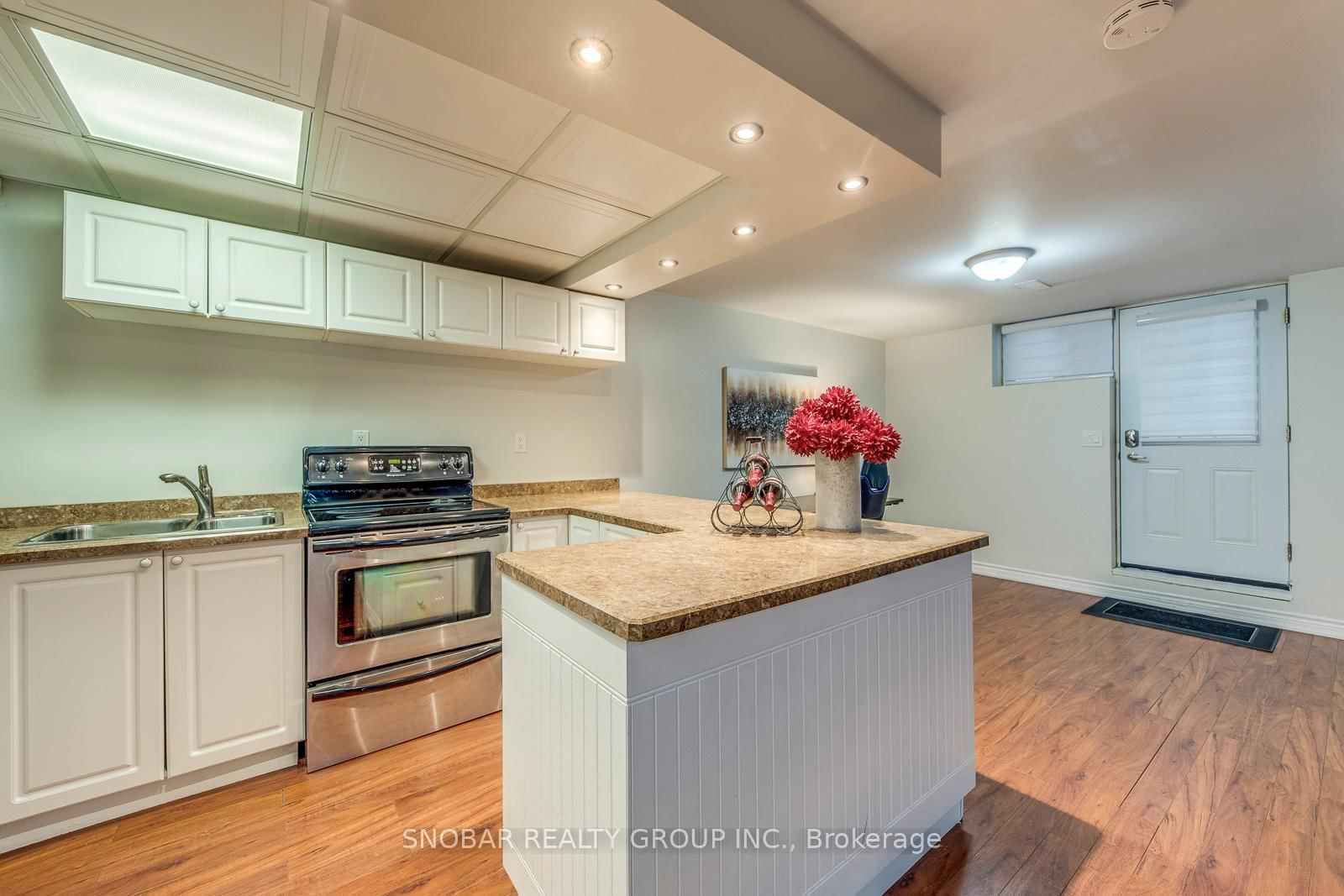 Detached House for sale at 71 Premium Way, Mississauga, Ontario, L5B 1A1 - Cooksville - MLS: W12873728