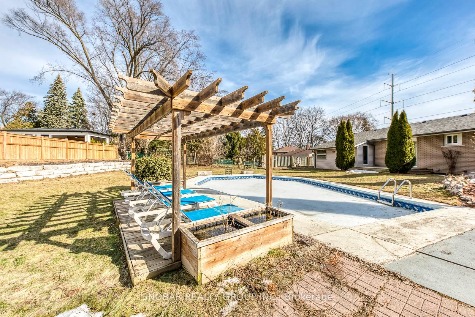 Detached House for sale at 71 Premium Way, Mississauga, Ontario, L5B 1A1 - Cooksville - MLS: W12873728