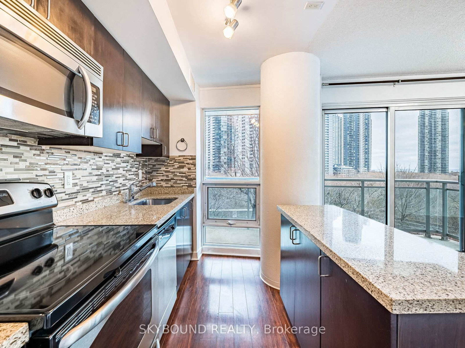 Condo for lease at 503-155 Legion Road, Toronto, Ontario, M8Y 0A7 - Mimico - MLS: W12874108