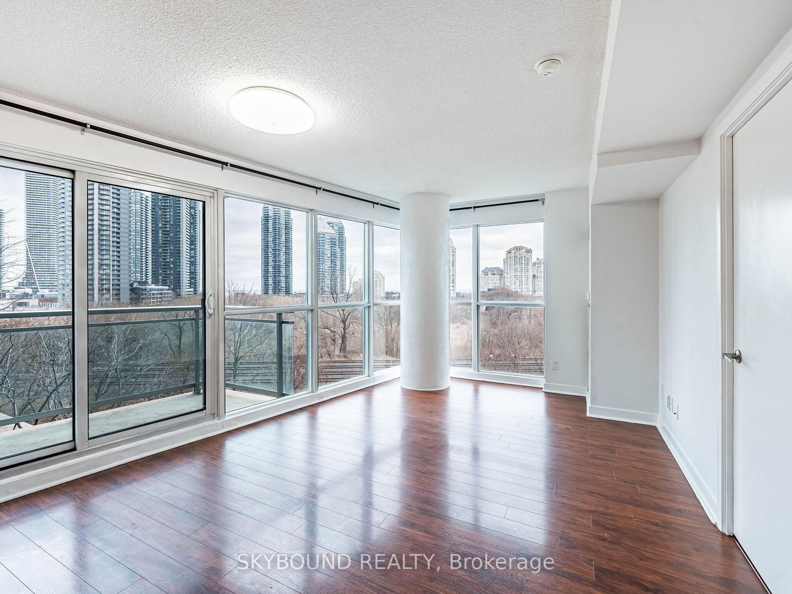 Condo for lease at 503-155 Legion Road, Toronto, Ontario, M8Y 0A7 - Mimico - MLS: W12874108