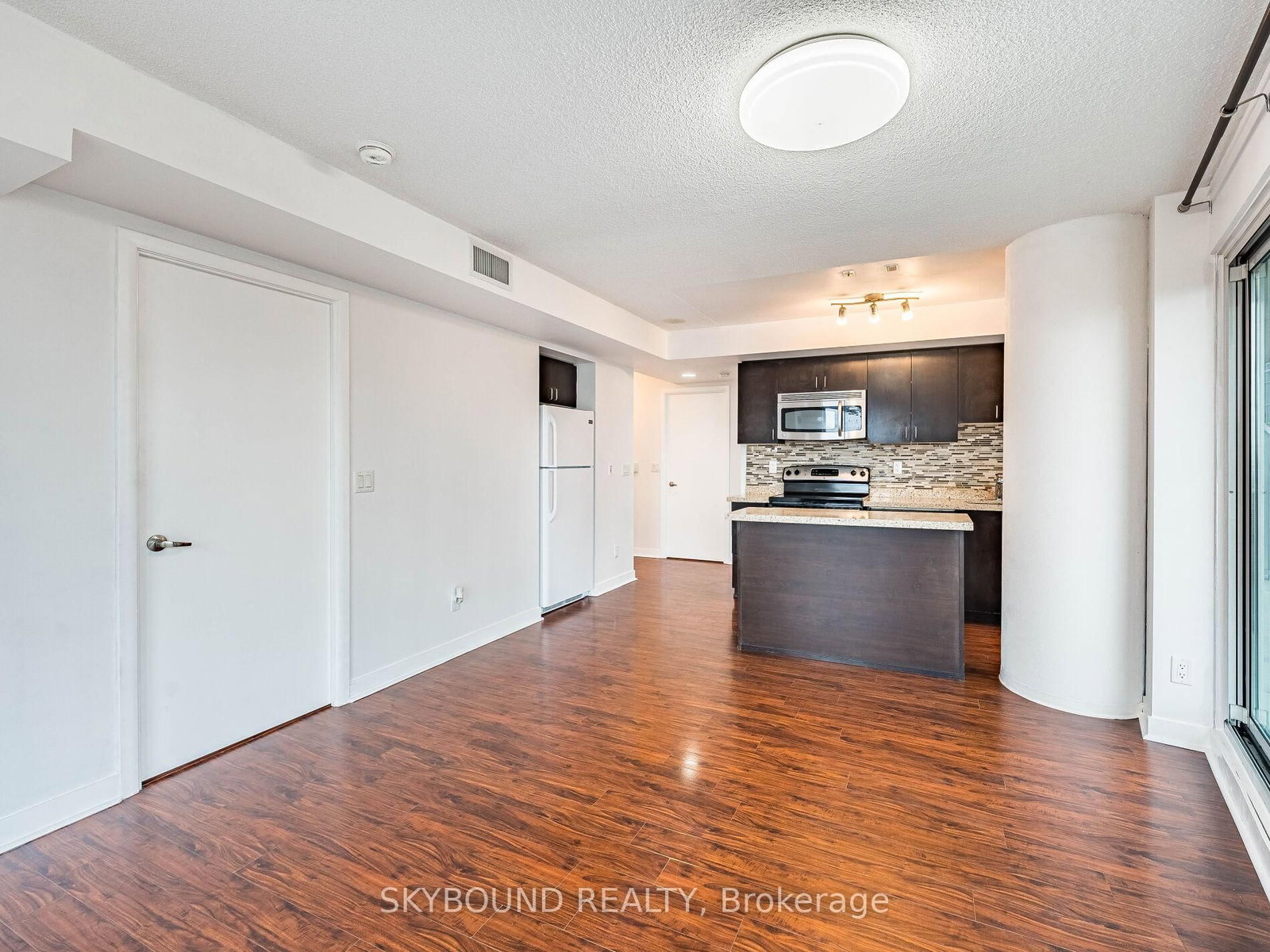 Condo for lease at 503-155 Legion Road, Toronto, Ontario, M8Y 0A7 - Mimico - MLS: W12874108