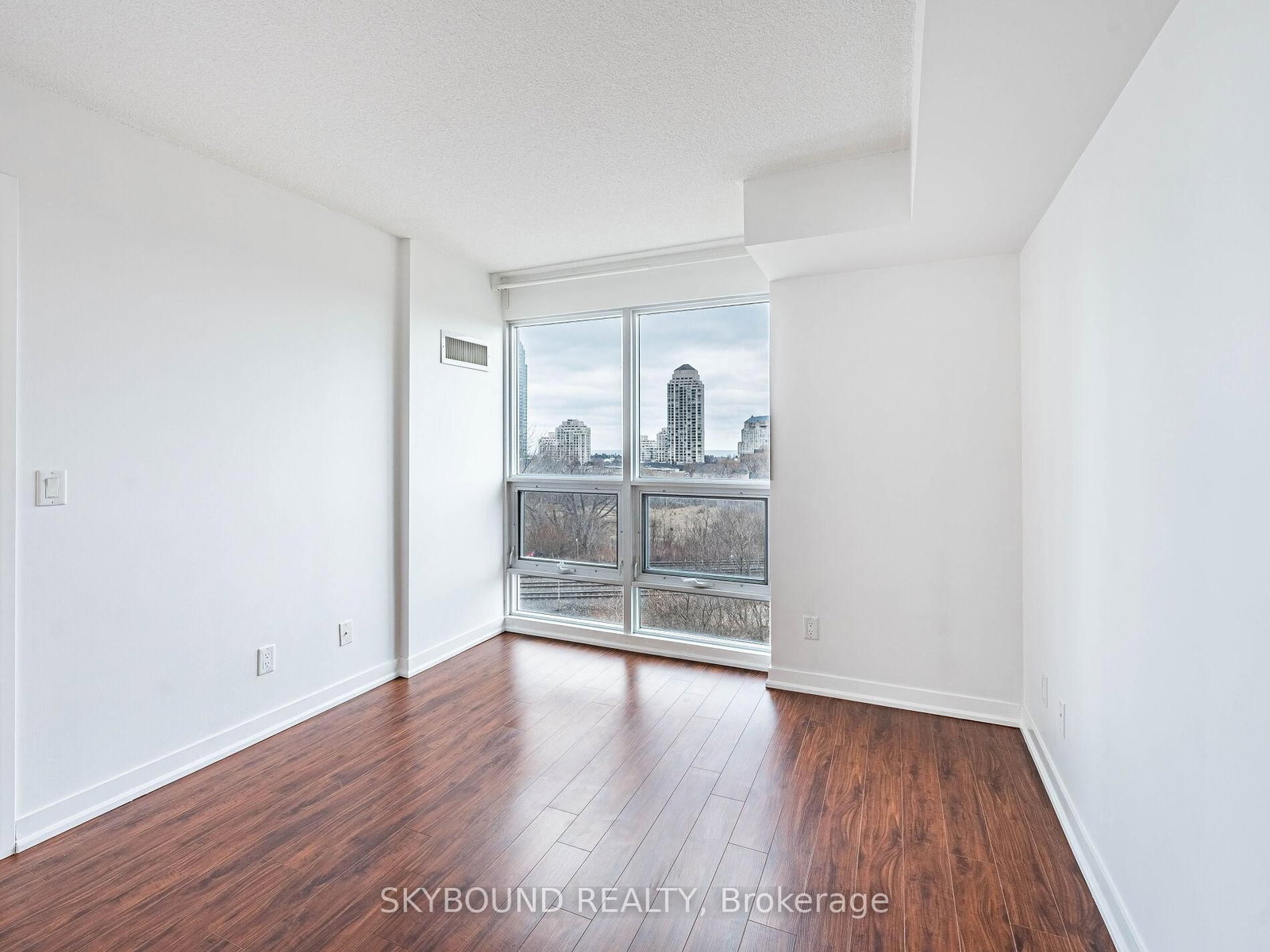 Condo for lease at 503-155 Legion Road, Toronto, Ontario, M8Y 0A7 - Mimico - MLS: W12874108