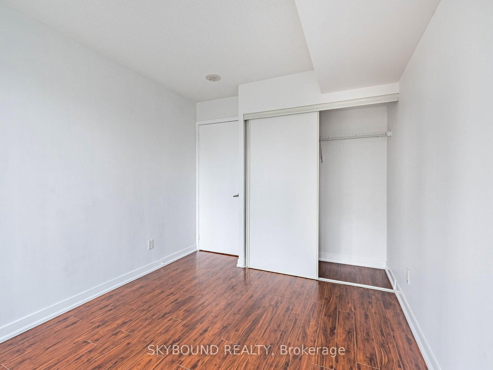 Condo for lease at 503-155 Legion Road, Toronto, Ontario, M8Y 0A7 - Mimico - MLS: W12874108