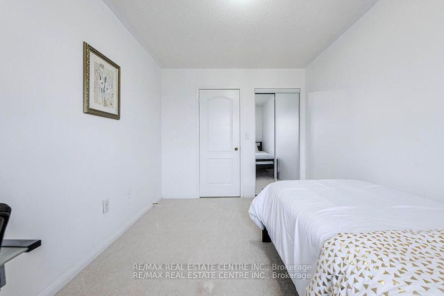 Townhouse for sale at 3-620 Ferguson Drive, Milton, Ontario, L9T 0M7 - Beaty - MLS: W12874182