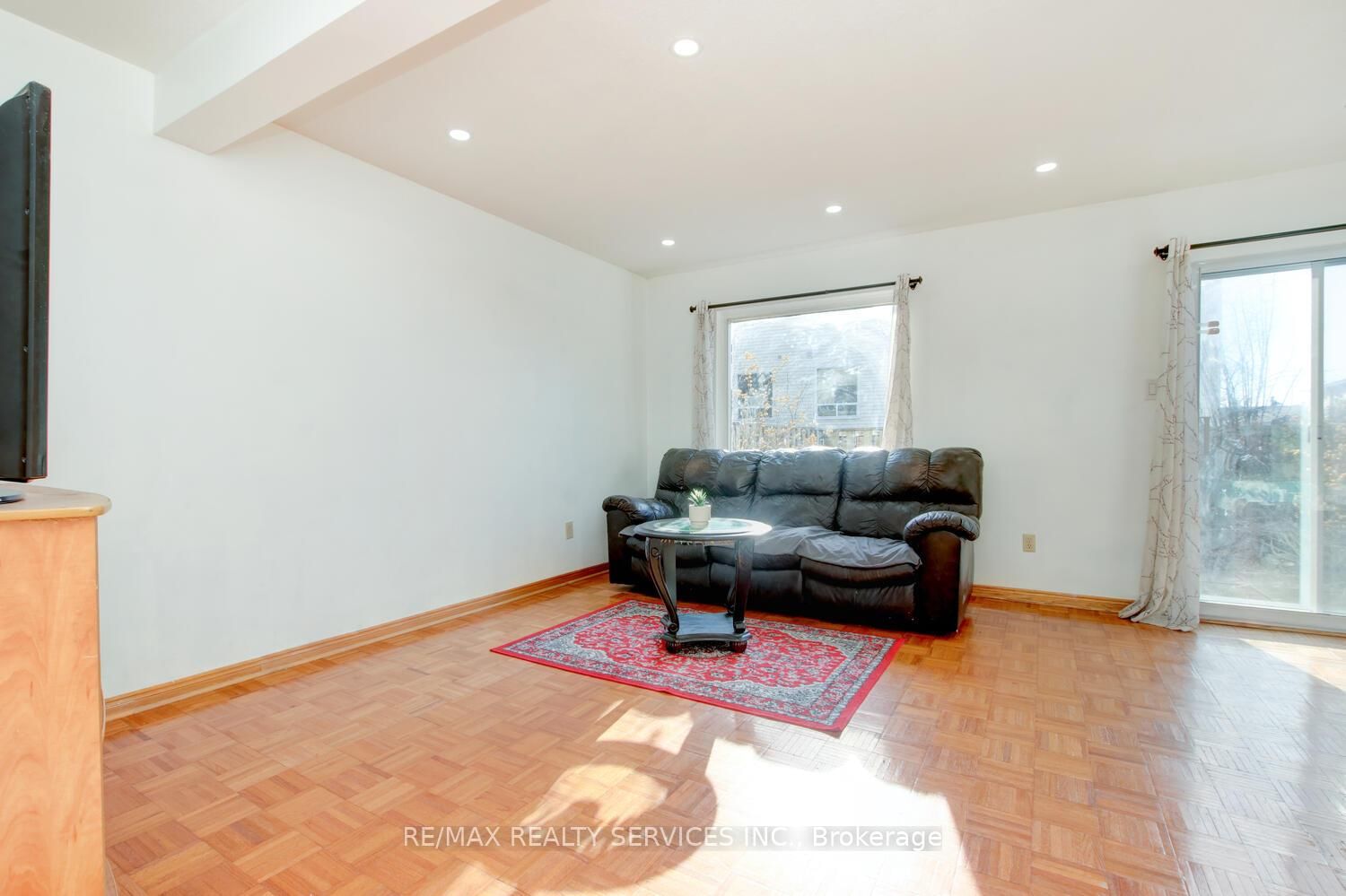 Townhouse for sale at 49-44 Franklin Court, Brampton, Ontario, L6T 3Z1 - Bramalea West Industrial - MLS: W12874408