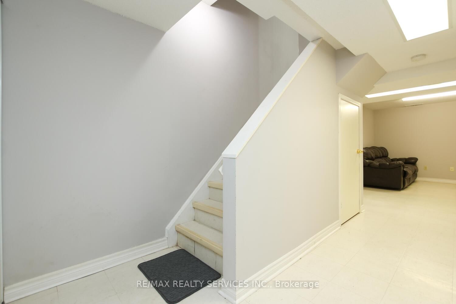 Townhouse for sale at 49-44 Franklin Court, Brampton, Ontario, L6T 3Z1 - Bramalea West Industrial - MLS: W12874408