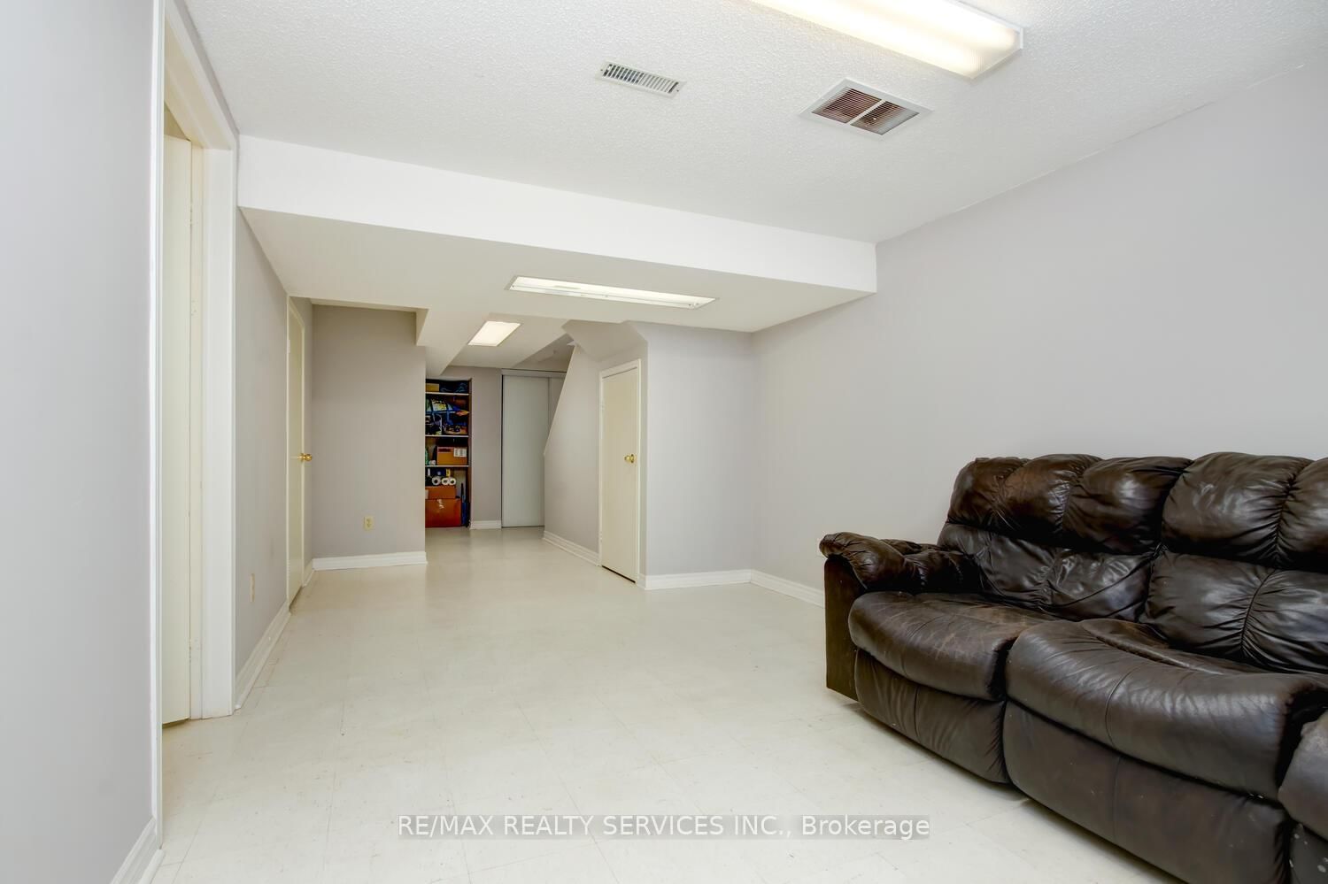 Townhouse for sale at 49-44 Franklin Court, Brampton, Ontario, L6T 3Z1 - Bramalea West Industrial - MLS: W12874408