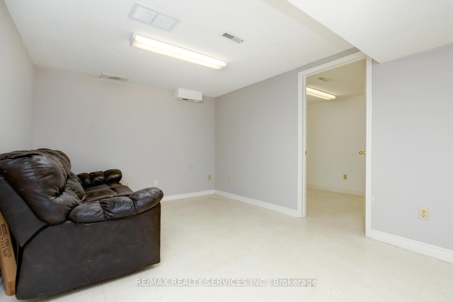 Townhouse for sale at 49-44 Franklin Court, Brampton, Ontario, L6T 3Z1 - Bramalea West Industrial - MLS: W12874408