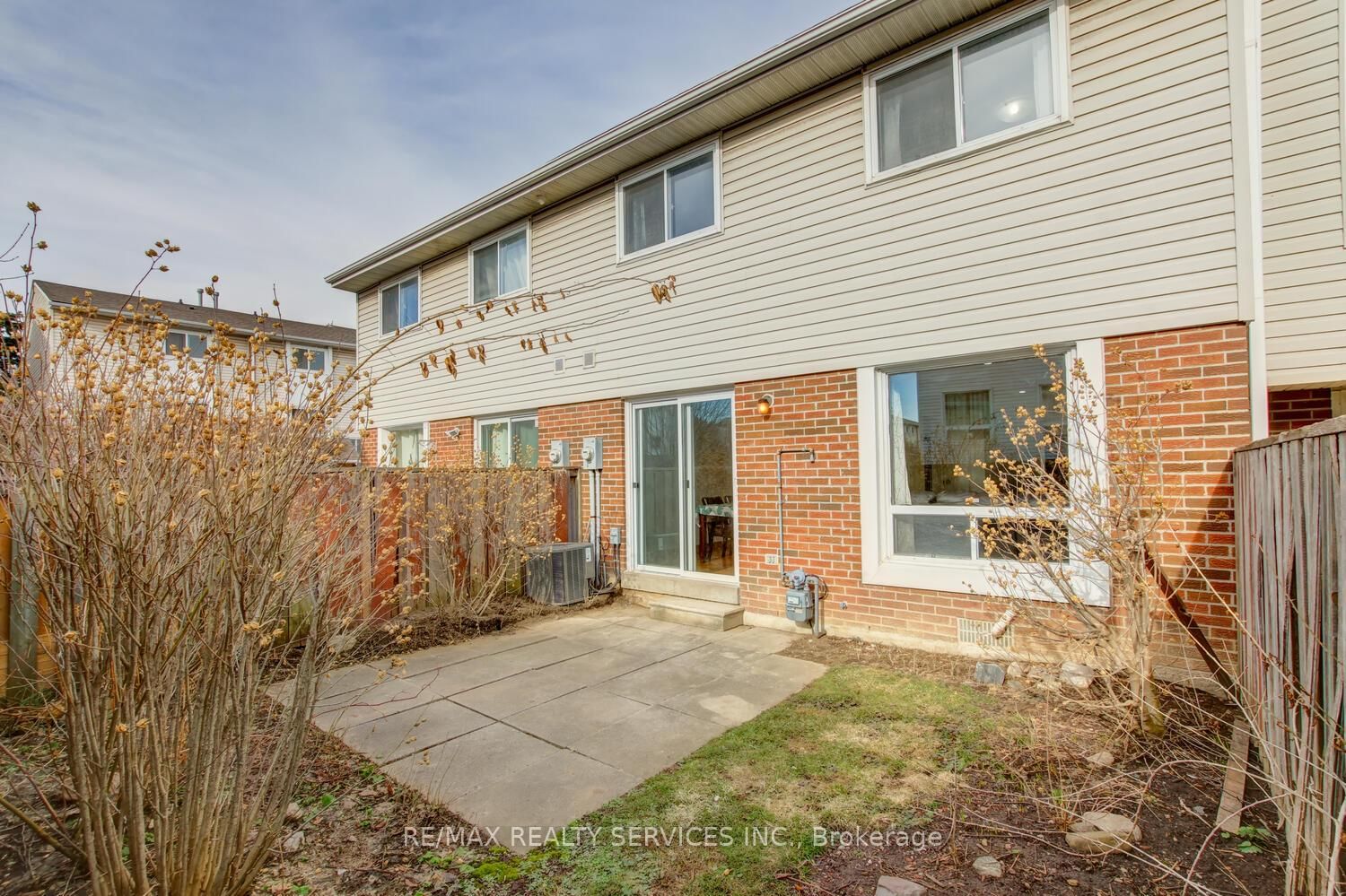 Townhouse for sale at 49-44 Franklin Court, Brampton, Ontario, L6T 3Z1 - Bramalea West Industrial - MLS: W12874408