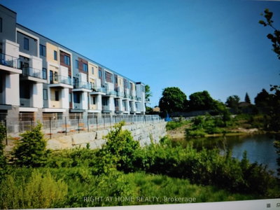 Townhouse leased at 113-155 Downsview Park Boulevard, Toronto, Ontario, M3K 0E3 - Downsview-Roding-CFB - MLS: W12874424