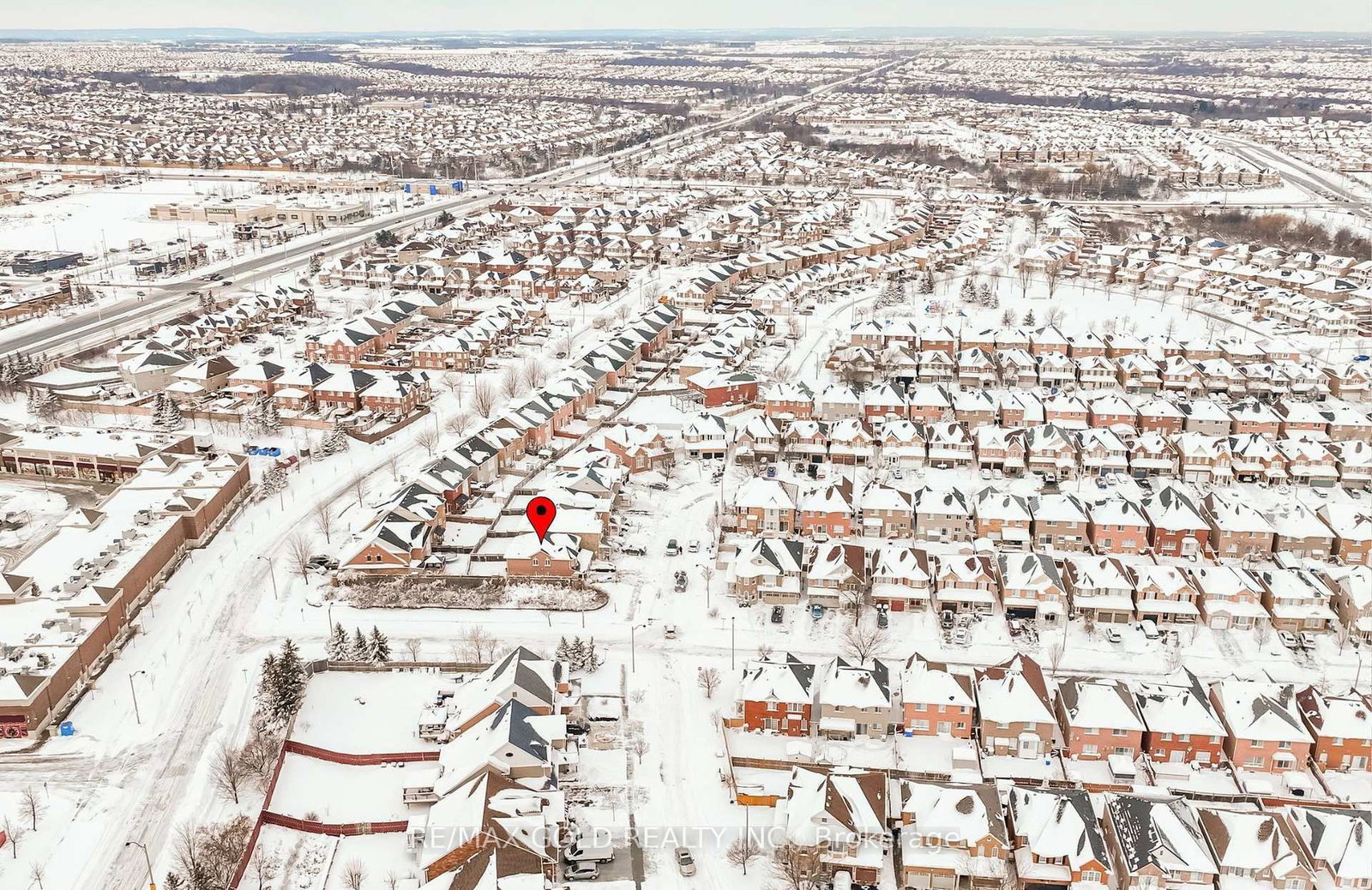 Detached House for sale at 2 Zimmer Street, Brampton, Ontario, L6S 6L3 - Gore Industrial North - MLS: W12875276