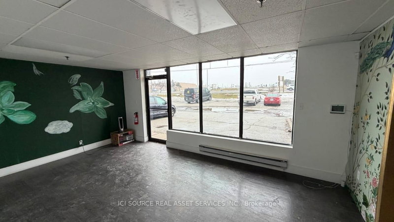 A-South Unit 31-33 - 18 Strathearn Ave, Brampton, L6T 4X8 | Image 2