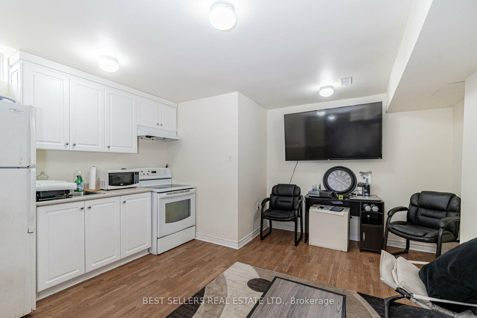 Detached House for sale at 4 Beresford Crescent, Brampton, Ontario, L6P 2M3 - Bram East - MLS: W12875594