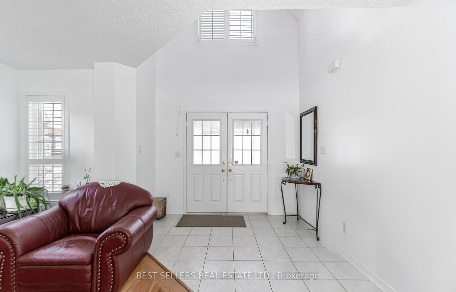 Detached House for sale at 4 Beresford Crescent, Brampton, Ontario, L6P 2M3 - Bram East - MLS: W12875594