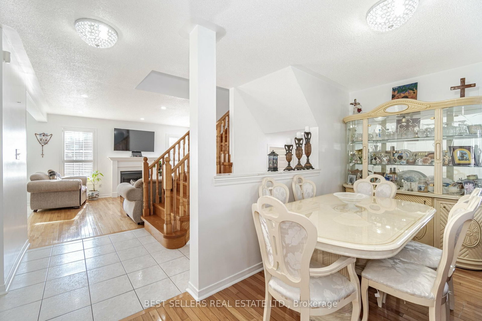 Detached House for sale at 4 Beresford Crescent, Brampton, Ontario, L6P 2M3 - Bram East - MLS: W12875594