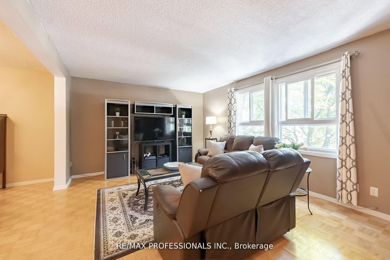 65 - 405 Hyacinthe Blvd, Mississauga, L5A 3N1 | Image 3