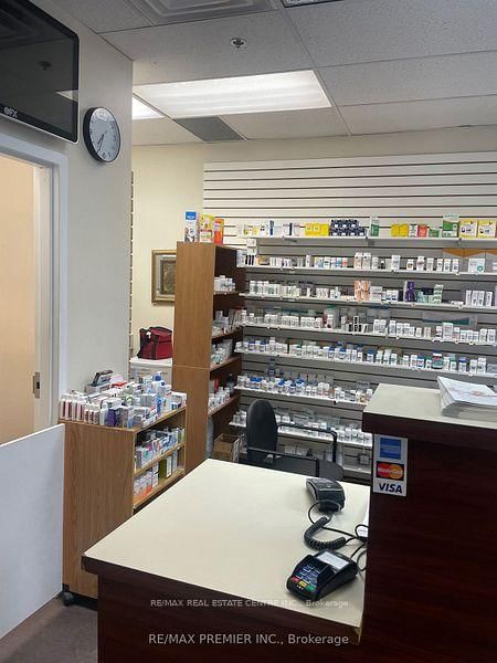 165 Dundas St W, Mississauga, L5B 2L6 | Image 3