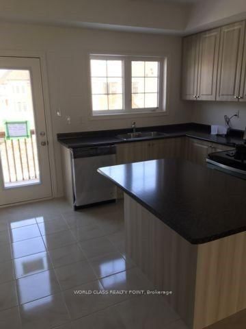 77 Aspen Hill Rd, Brampton, L6Y 6E5 | Image 3