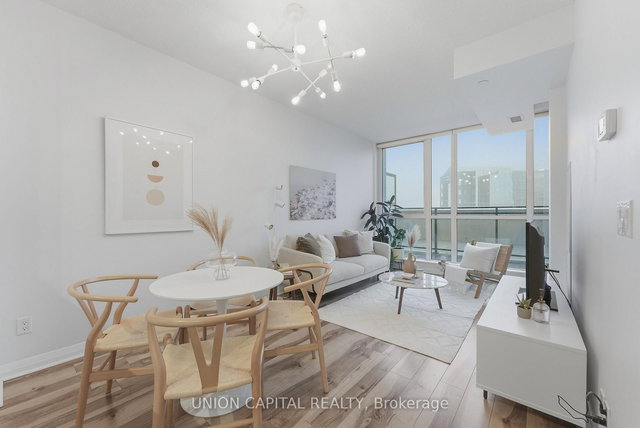 508 - 55 Eglinton Avenue W