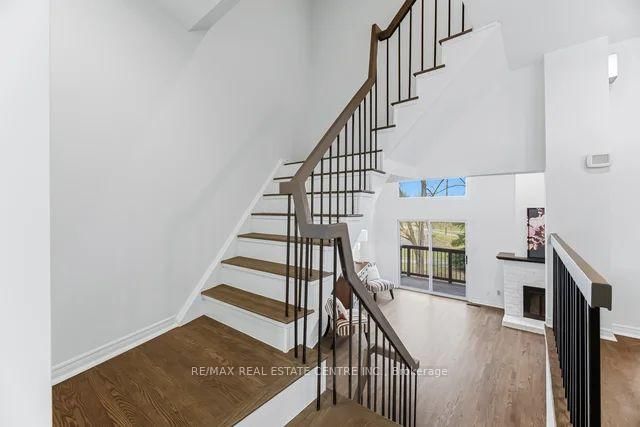 4165 Fieldgate Mississauga,ON L4W 2M9 — Photo 27