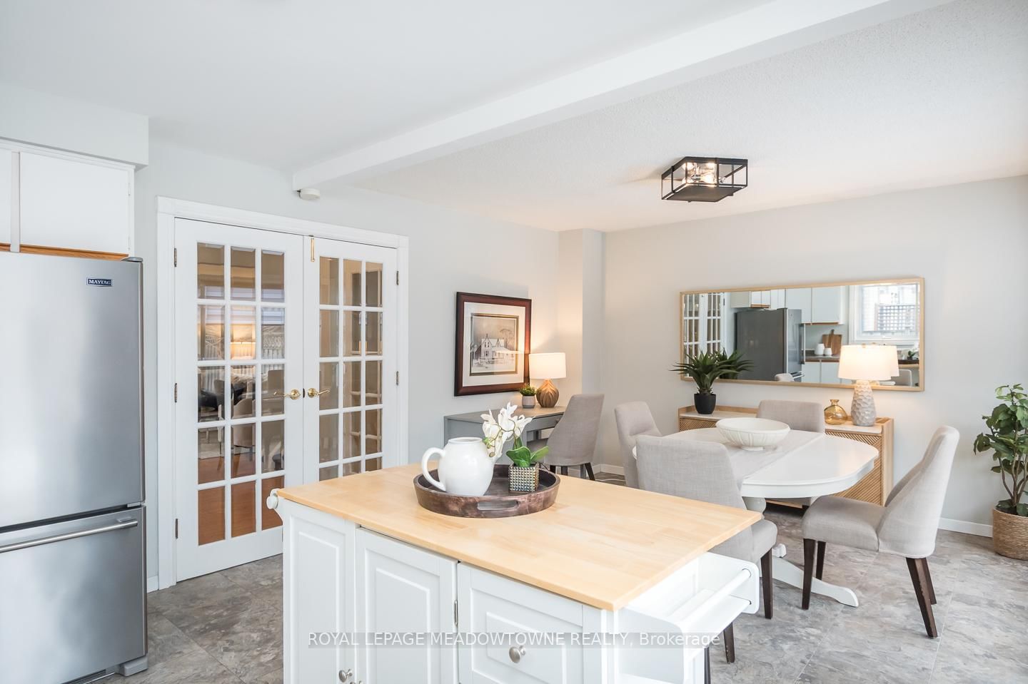 833 Laurier Avenue - Photo 17