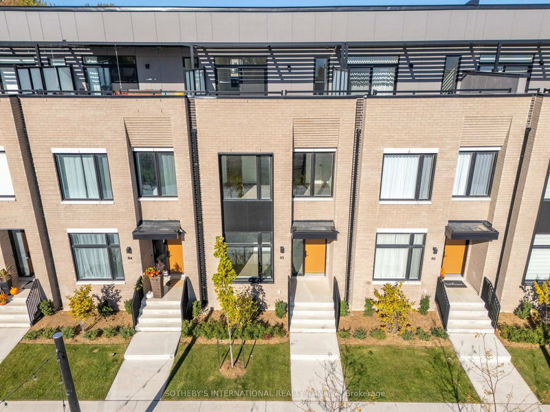 TH 85 - 60 Lou Parsons Way Dr, Mississauga, L5H 0B2 | Image 2