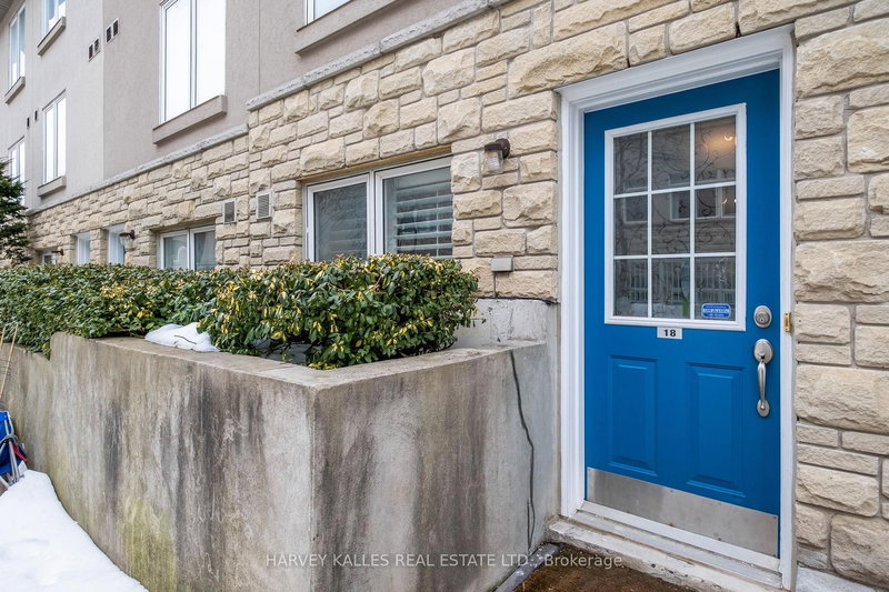 18 - 20 Turntable Cres, Toronto, M6H 4K9 | Image 2