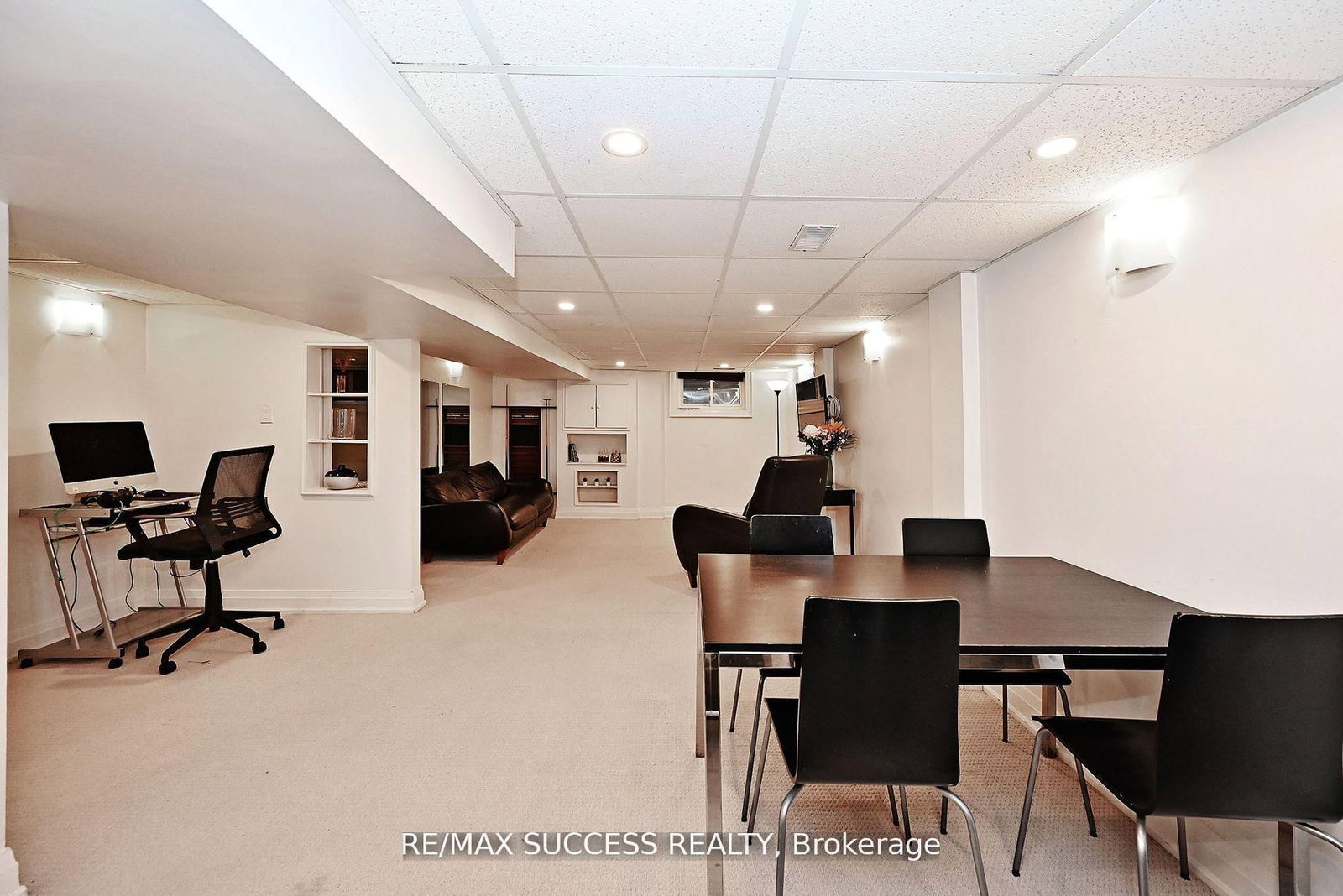 Detached House for sale at 492 Sherin Drive, Oakville, Ontario, L6L 4J8 - West - MLS: W12878136