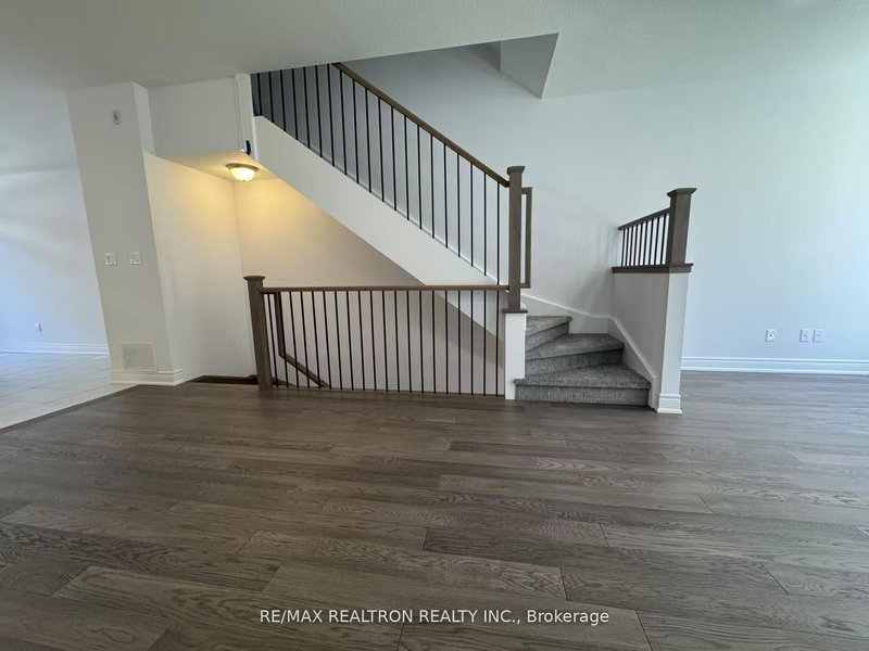 39 - 260 Melody Common, Oakville, L6H 7H2 | Image 3