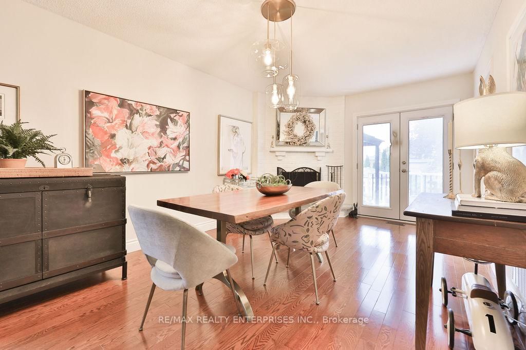 Detached House for sale at 431 Naomi Crescent, Mississauga, Ontario, L5B 3S7 - Fairview - MLS: W12878184