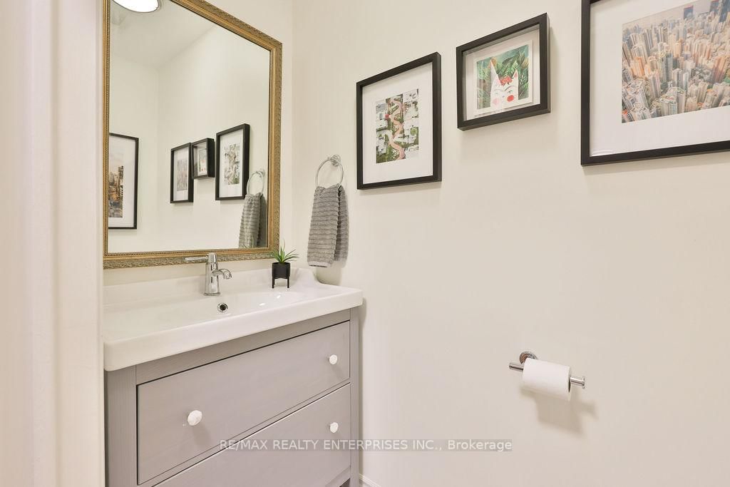 Detached House for sale at 431 Naomi Crescent, Mississauga, Ontario, L5B 3S7 - Fairview - MLS: W12878184