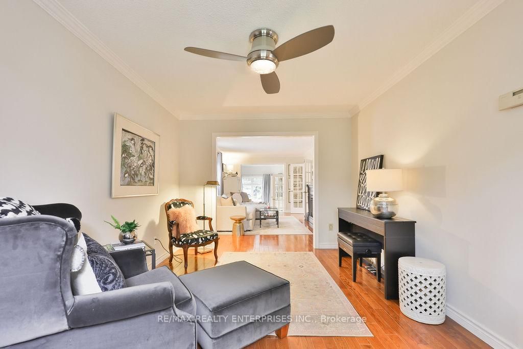 Detached House for sale at 431 Naomi Crescent, Mississauga, Ontario, L5B 3S7 - Fairview - MLS: W12878184