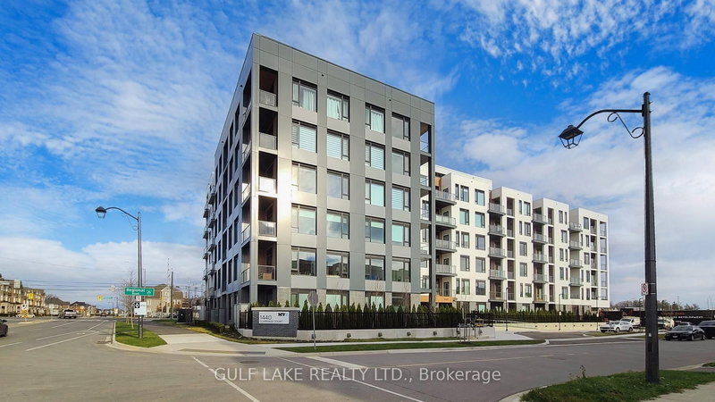 101 - 1440 Clarriage Crt W, Milton, L9E 1B3 | Image 3